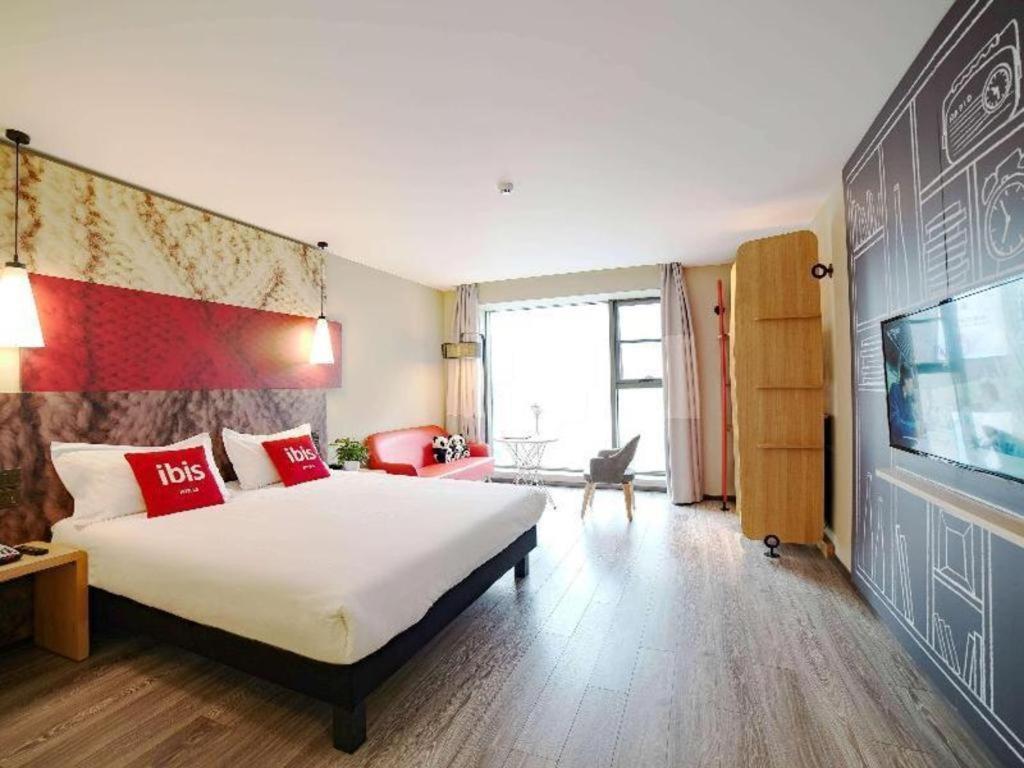 Ibis Chengdu Chunxi Road Shudu Mansion Hotel Exterior photo