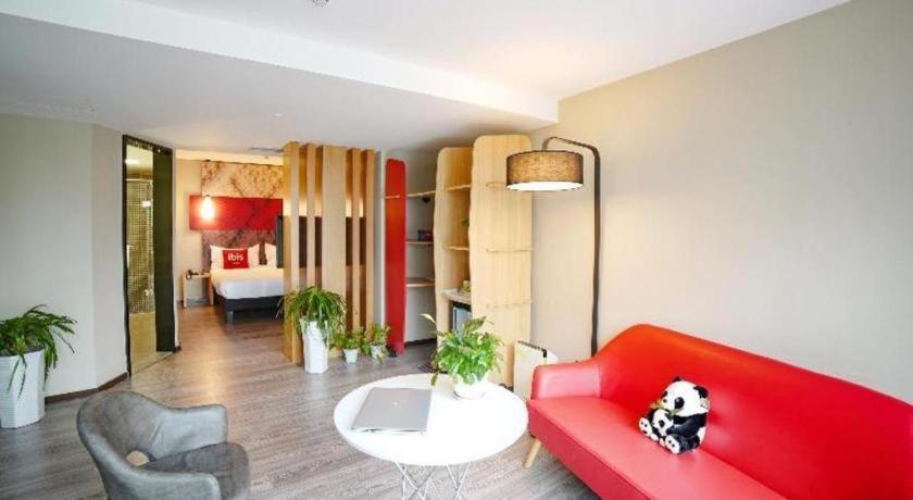 Ibis Chengdu Chunxi Road Shudu Mansion Hotel Exterior photo