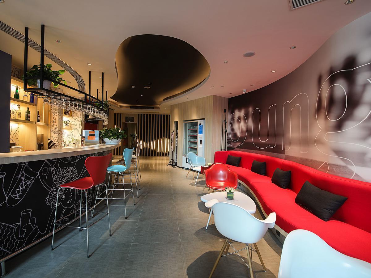 Ibis Chengdu Chunxi Road Shudu Mansion Hotel Exterior photo